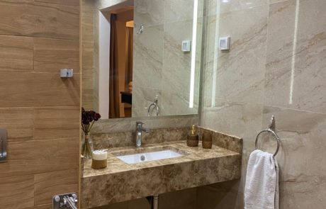 lave-a-bot-sort-sousse salle de bain resort sousse